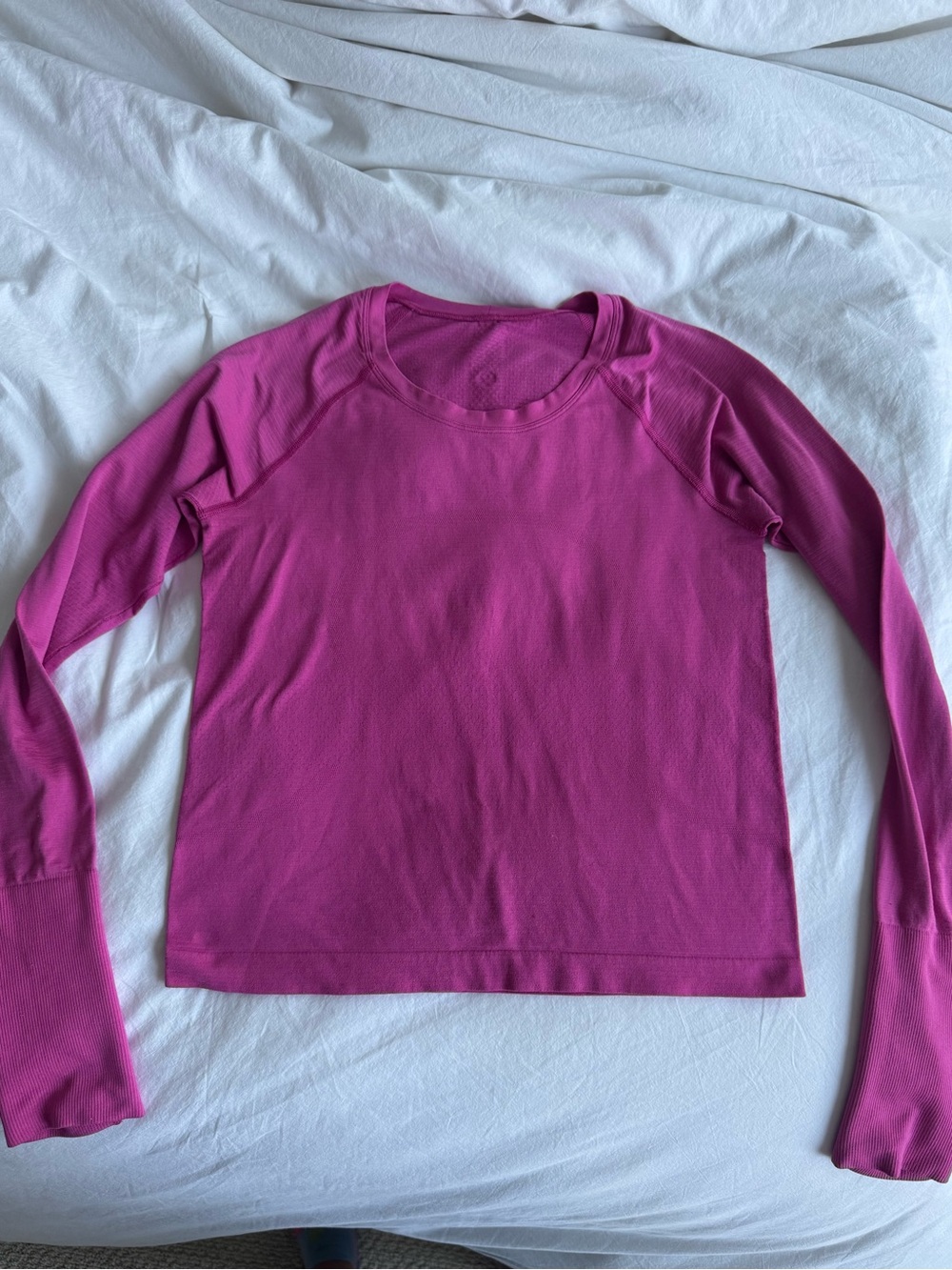 Women’s Lululemon Long Sleeve Top in Magenta